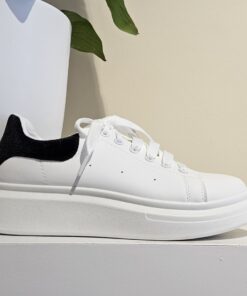 Basic-Life Black Detail Sneakers
