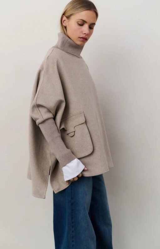 YAYA: Wollen poncho met col en klepzak